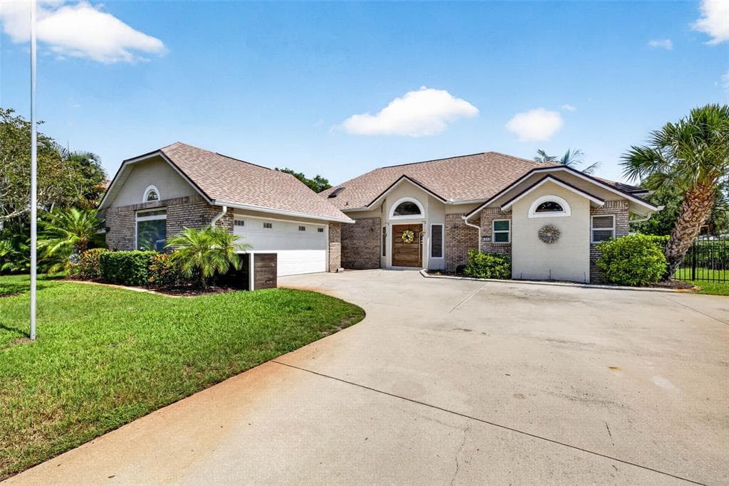 6282 BONAVENTURE COURT SARASOTA, FL 34243
