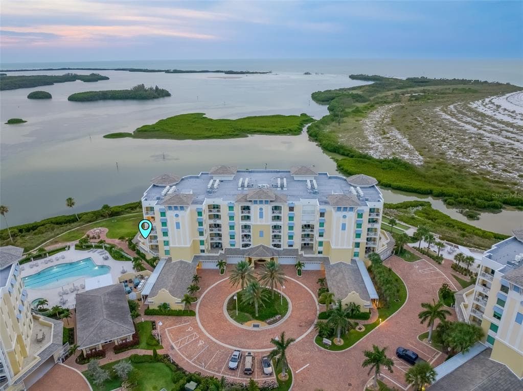 795 COLLANY ROAD UNIT 201 TIERRA VERDE, FL 33715