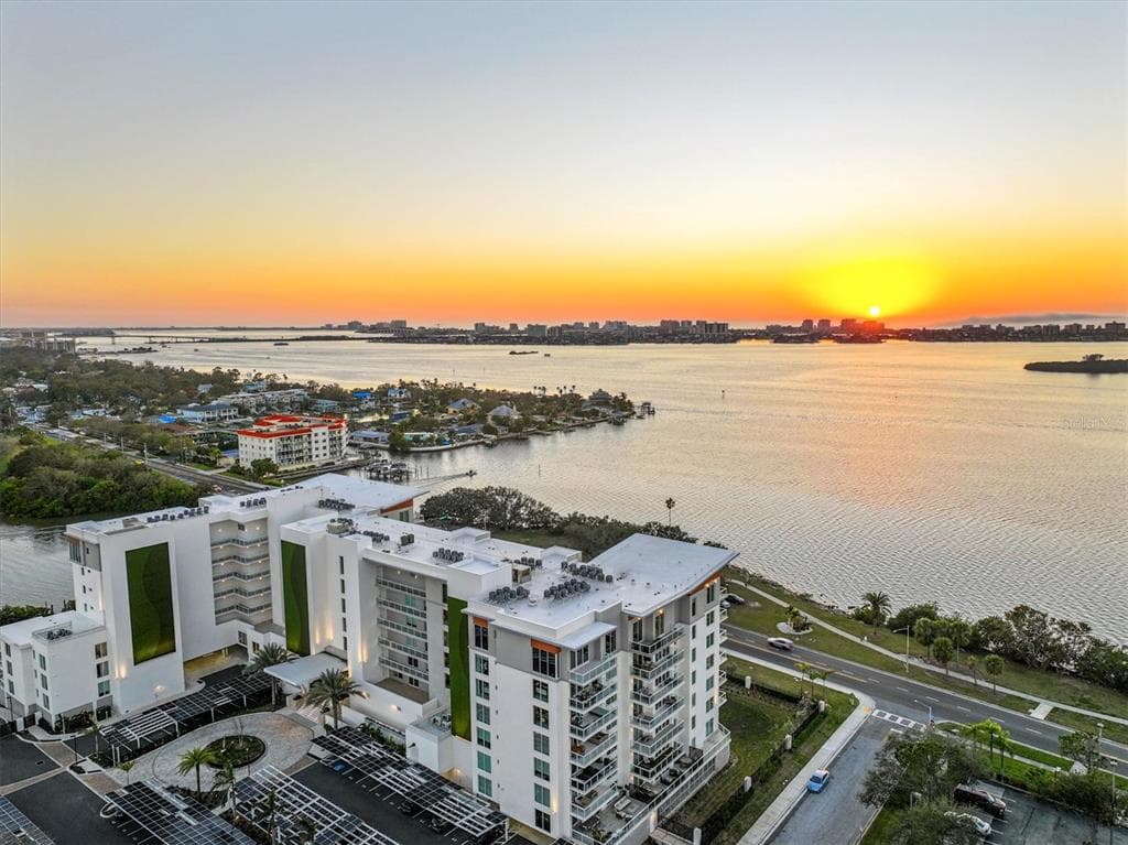 1020 SUNSET POINT ROAD UNIT 111 CLEARWATER, FL 33755