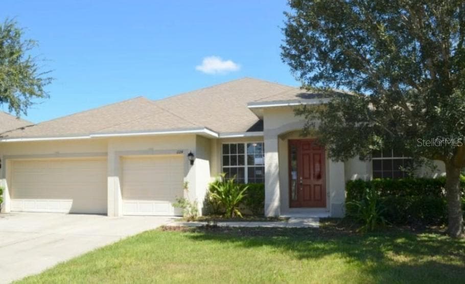 1124 FENNEL GREEN DR SEFFNER, FL 33584
