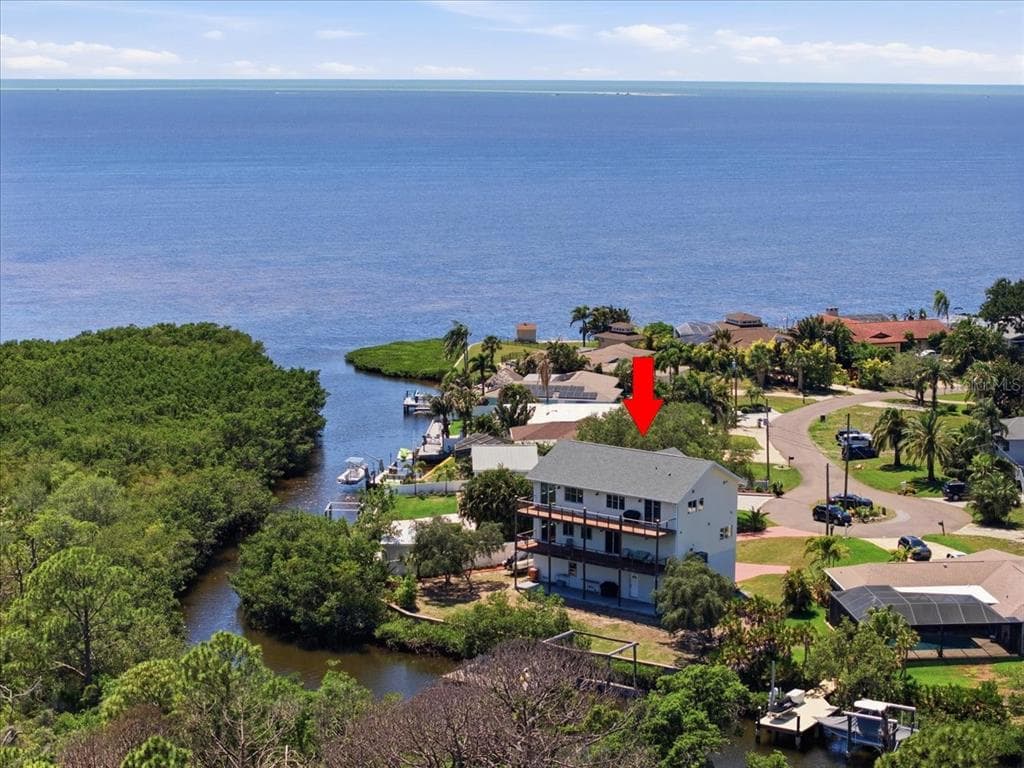 1130 S FLORIDA AVENUE TARPON SPRINGS, FL 34689