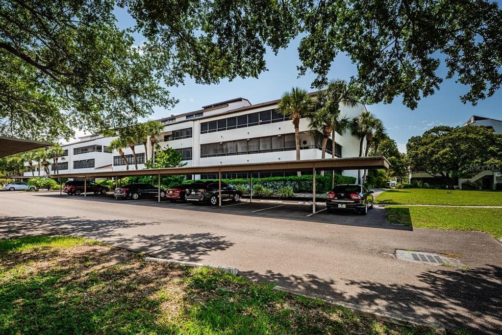 2581 COUNTRYSIDE BLVD UNIT 304 CLEARWATER, FL 33761