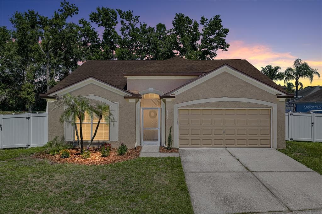 4552 STEEL DUST LANE LUTZ, FL 33559