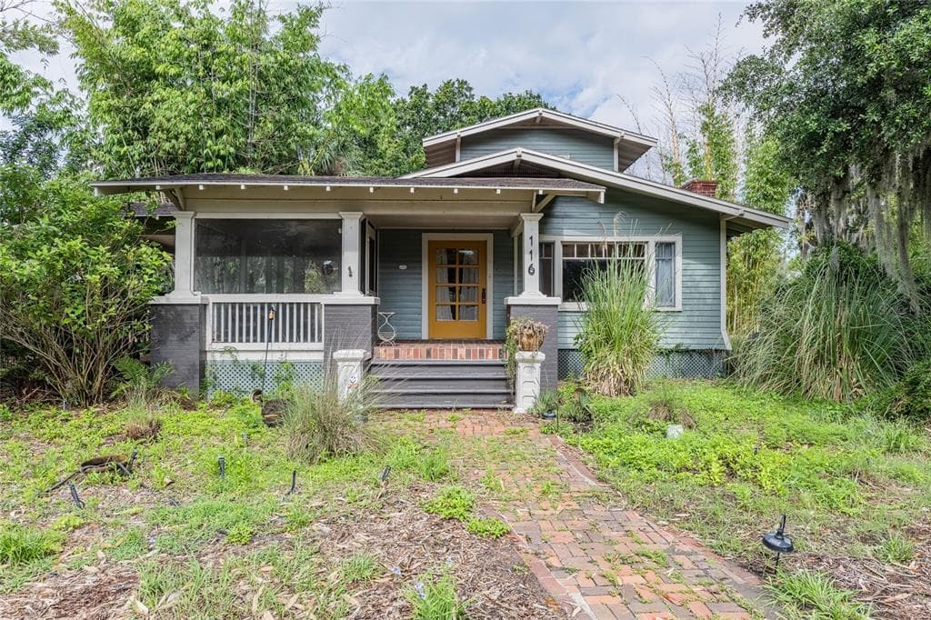 116 S LAKESHORE BOULEVARD LAKE WALES, FL 33853