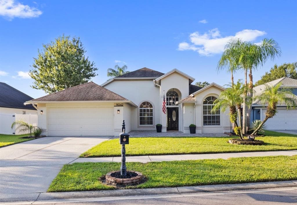 9042 BRELAND DRIVE TAMPA, FL 33626