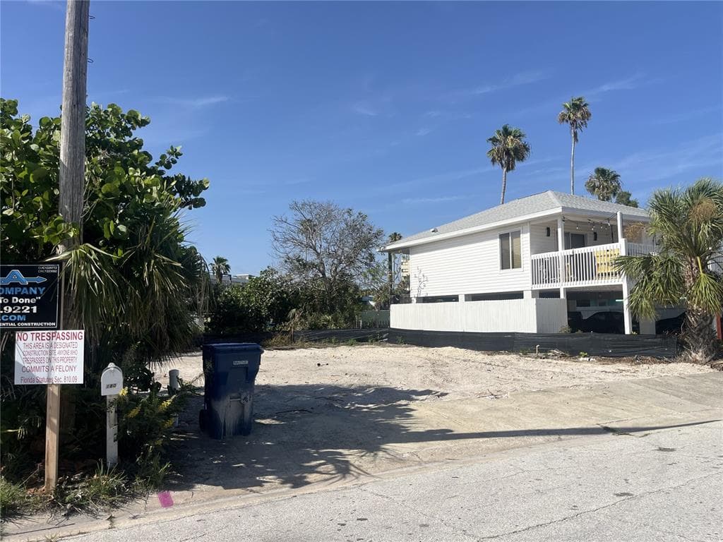 180 E MADEIRA AVENUE MADEIRA BEACH, FL 33708