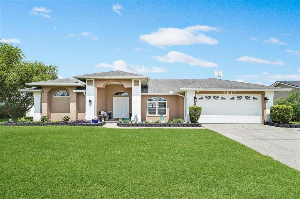 6917 ASHBURY DRIVE LAKELAND, FL 33809