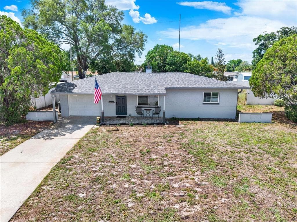 6240 39TH AVENUE N ST PETERSBURG, FL 33709