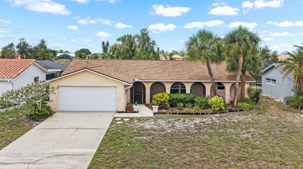 736 FLAMINGO DRIVE APOLLO BEACH, FL 33572