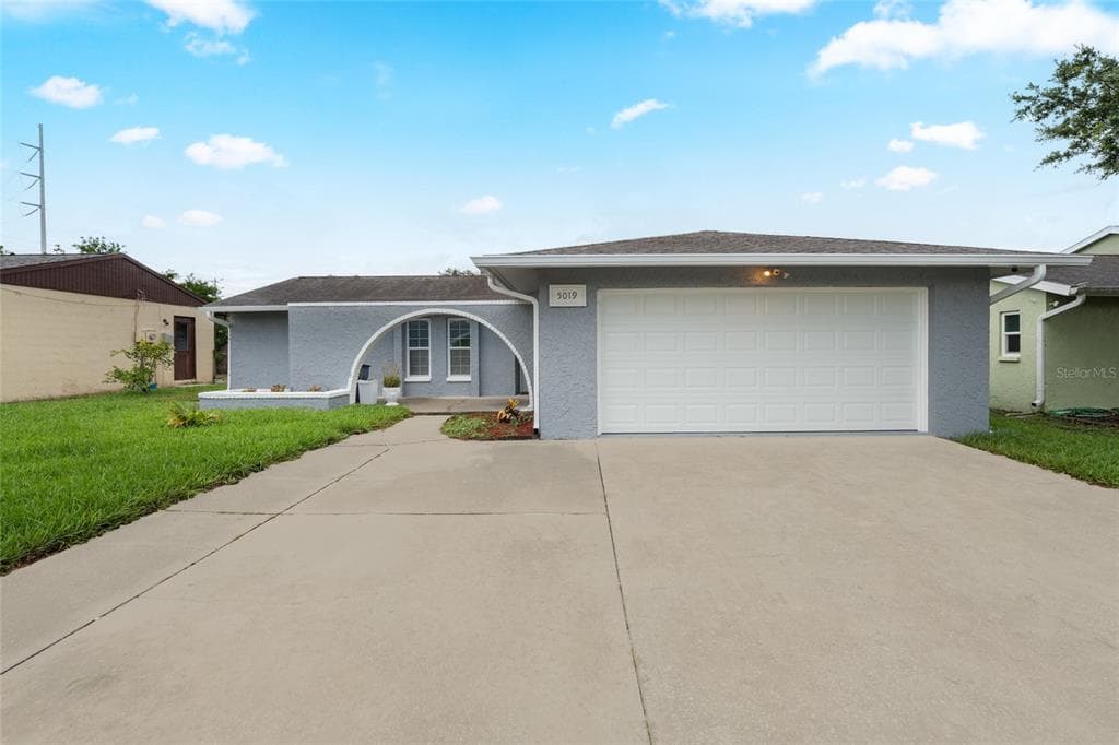 5019 LARCH LANE NEW PORT RICHEY, FL 34653