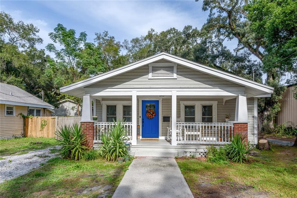 806 E HAMILTON AVENUE TAMPA, FL 33604