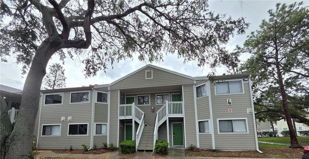 7298 ULMERTON ROAD UNIT 605 LARGO, FL 33771