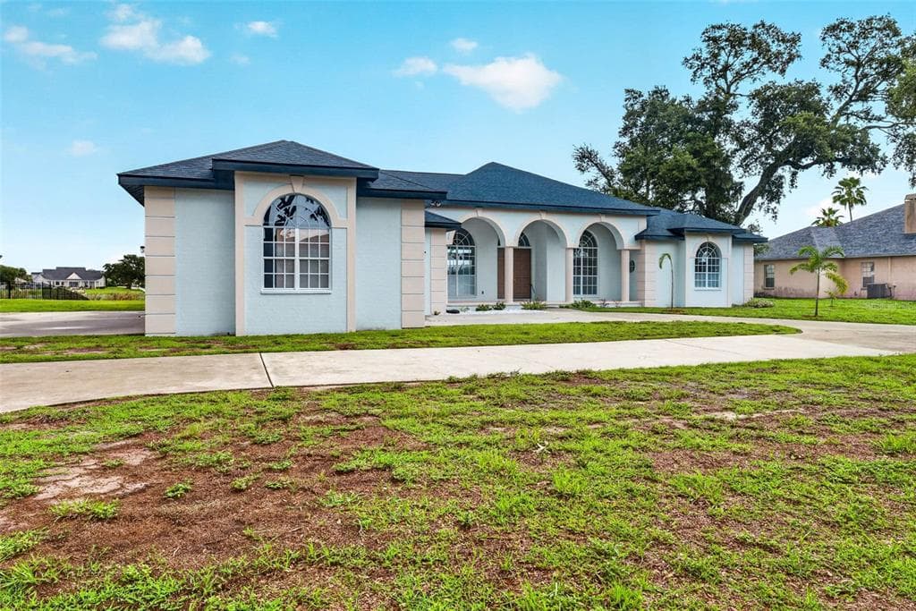 8911 RIVERLACHEN WAY RIVERVIEW, FL 33578