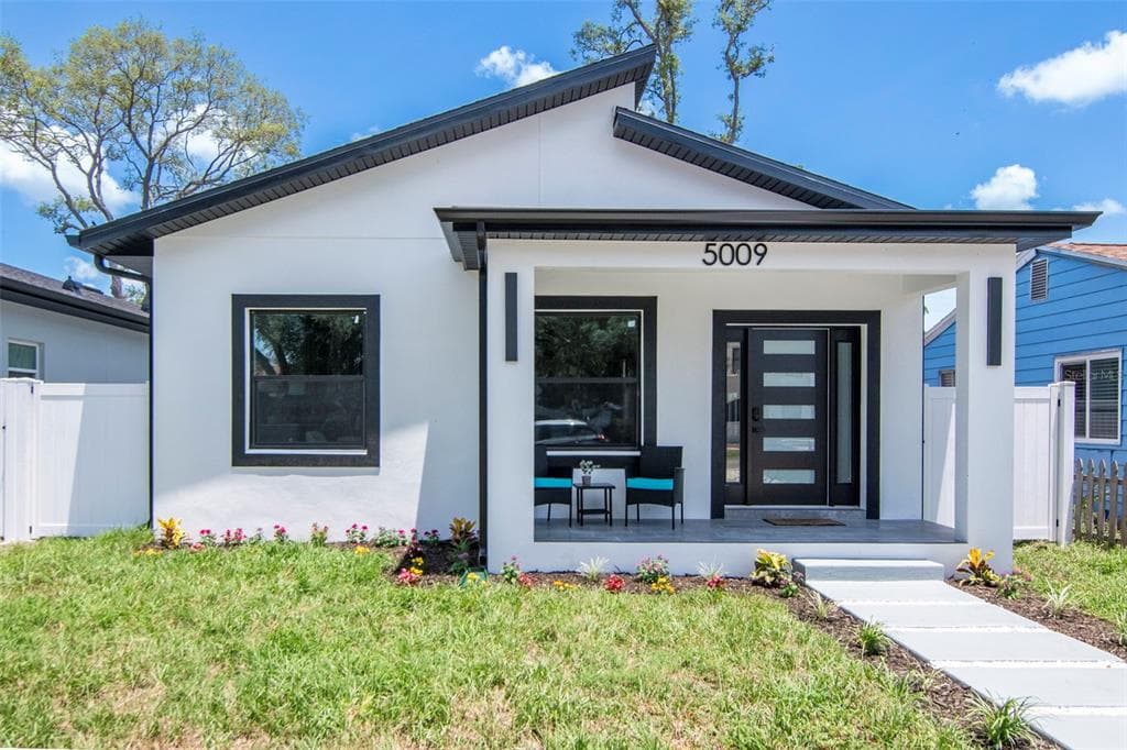 5009 9TH AVENUE S GULFPORT, FL 33707