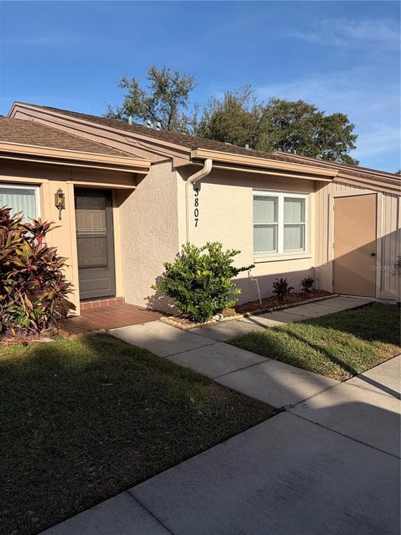 3807 STAYSAIL LANE UNIT 3807 HOLIDAY, FL 34691