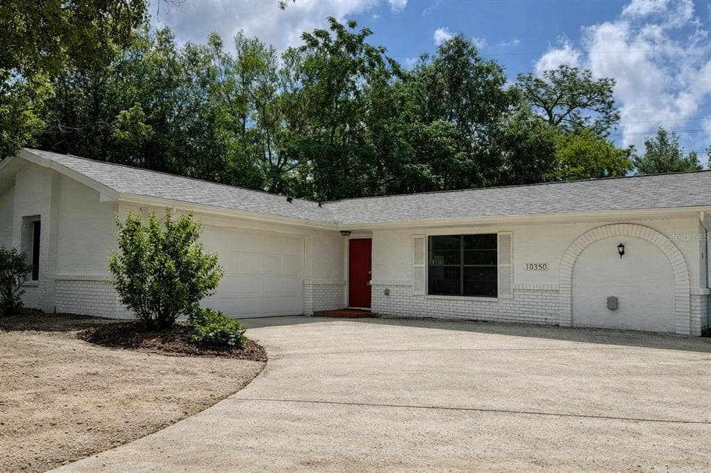 11189 LINDEN DRIVE SPRING HILL, FL 34609