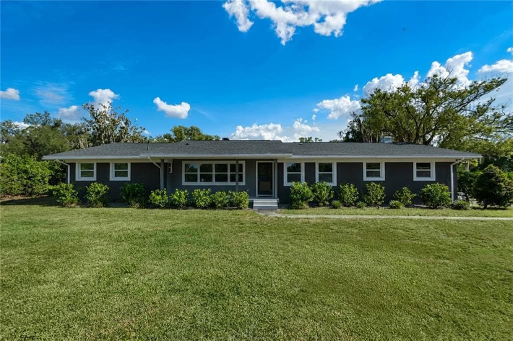 511 LAKE MIRIAM DRIVE LAKELAND, FL 33813
