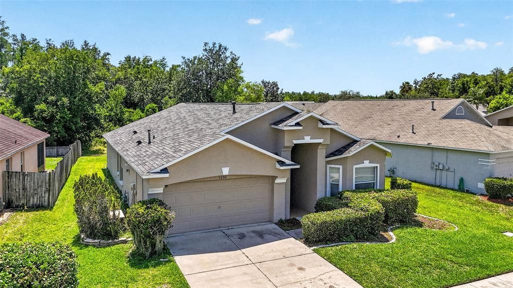 1235 KATAHDIN COURT WESLEY CHAPEL, FL 33543