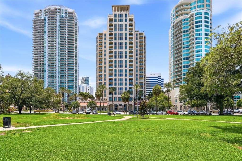 100 BEACH DRIVE NE UNIT 301 ST PETERSBURG, FL 33701