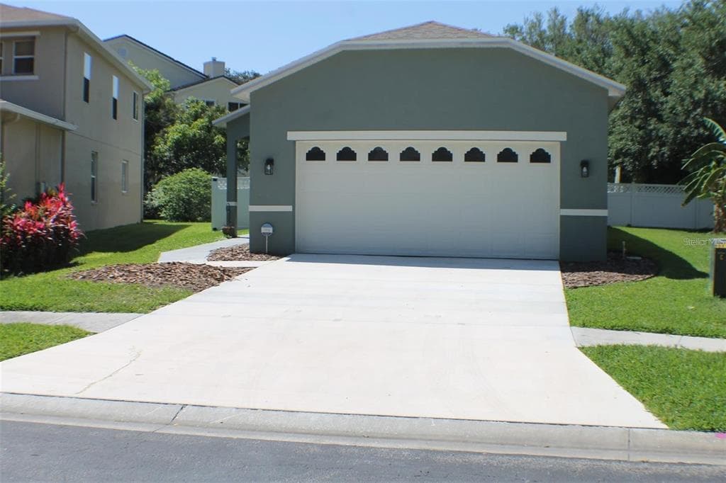 2320 SPRING HOLLOW LOOP WESLEY CHAPEL, FL 33544