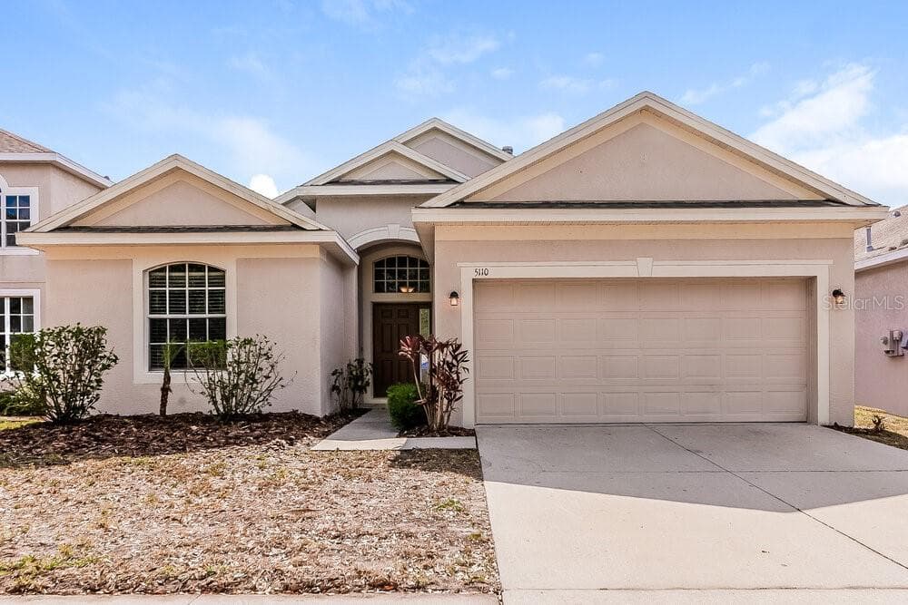 5110 CLOVER MIST DRIVE APOLLO BEACH, FL 33572