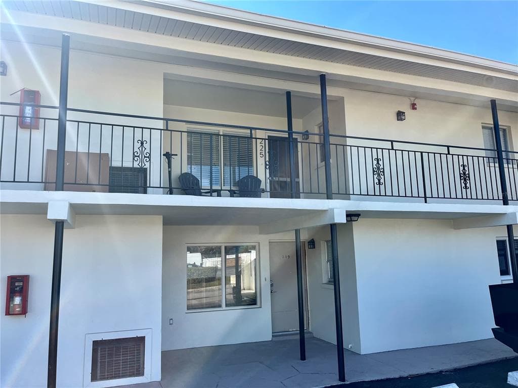 4510 OVERLOOK DRIVE NE UNIT 225 ST PETERSBURG, FL 33703