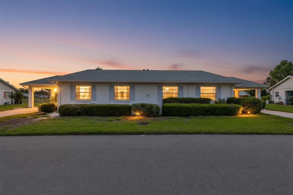 109 GLENDOWER CIRCLE SUN CITY CENTER, FL 33573