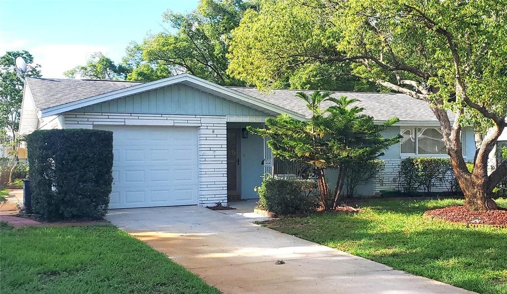 7534 ROSEWOOD DRIVE PORT RICHEY, FL 34668
