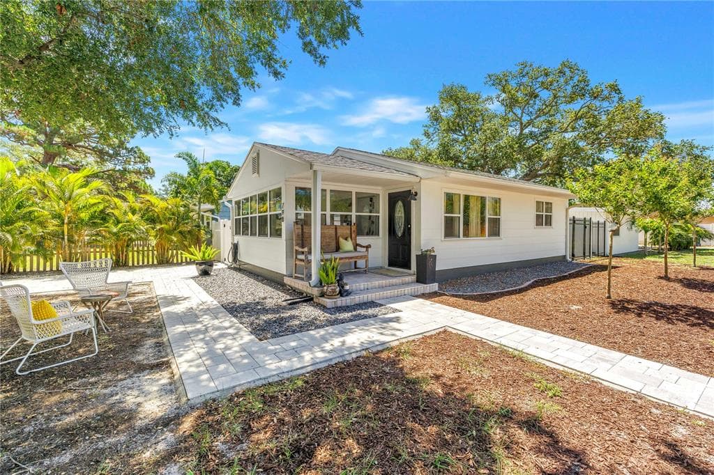 798 45TH AVENUE N ST PETERSBURG, FL 33703
