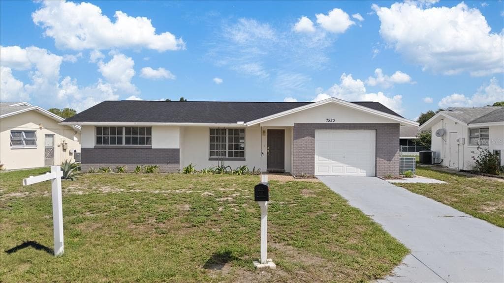 7523 BRIARWOOD DRIVE PORT RICHEY, FL 34668