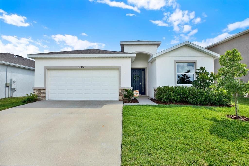 32332 ROSEPINE BOULEVARD WESLEY CHAPEL, FL 33543
