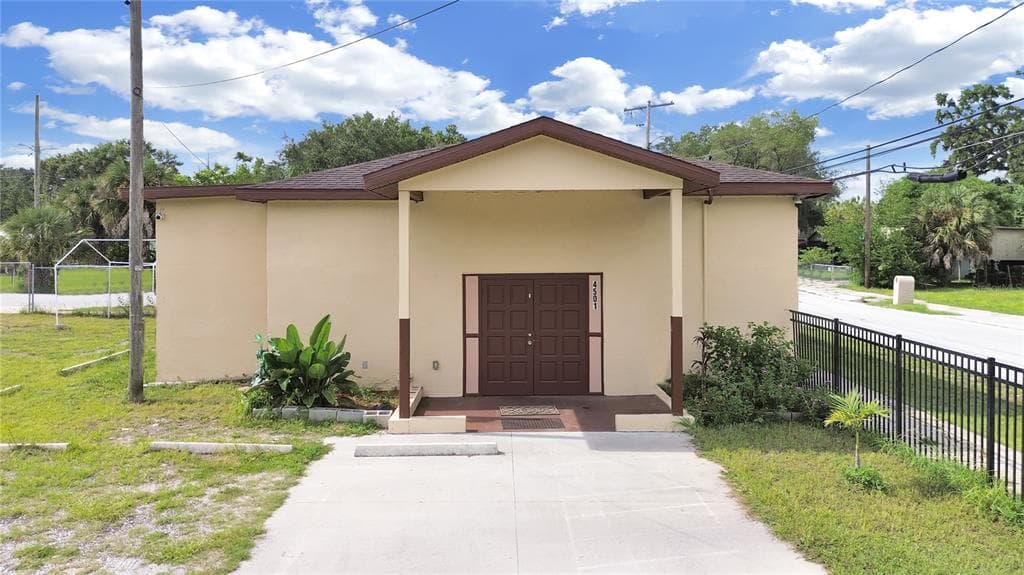 4501 N 42ND STREET TAMPA, FL 33610