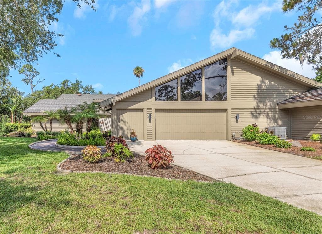 5331 SAND CRANE COURT WESLEY CHAPEL, FL 33543