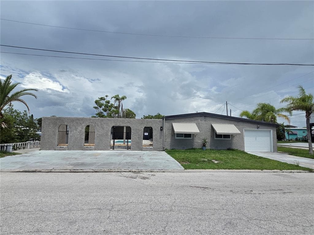 13006 PORT COURT HUDSON, FL 34667