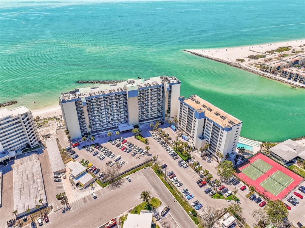 7100 SUNSET WAY UNIT 310 ST PETE BEACH, FL 33706