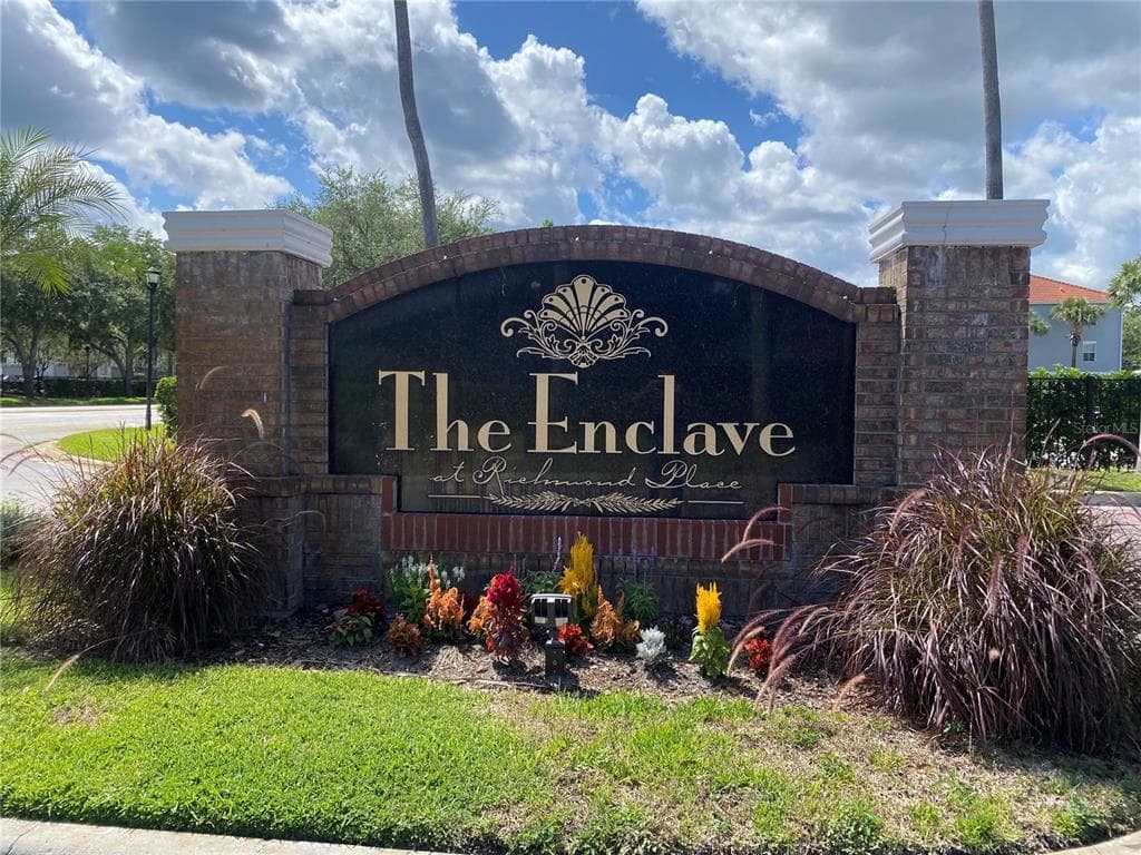 18001 RICHMOND PLACE DRIVE UNIT 1034 TAMPA, FL 33647