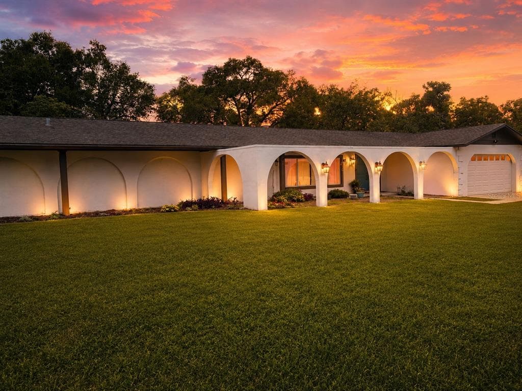 12305 LEANNE DRIVE