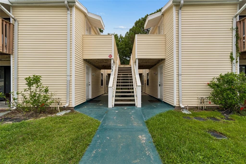 133 SABAL COURT UNIT G OLDSMAR, FL 34677