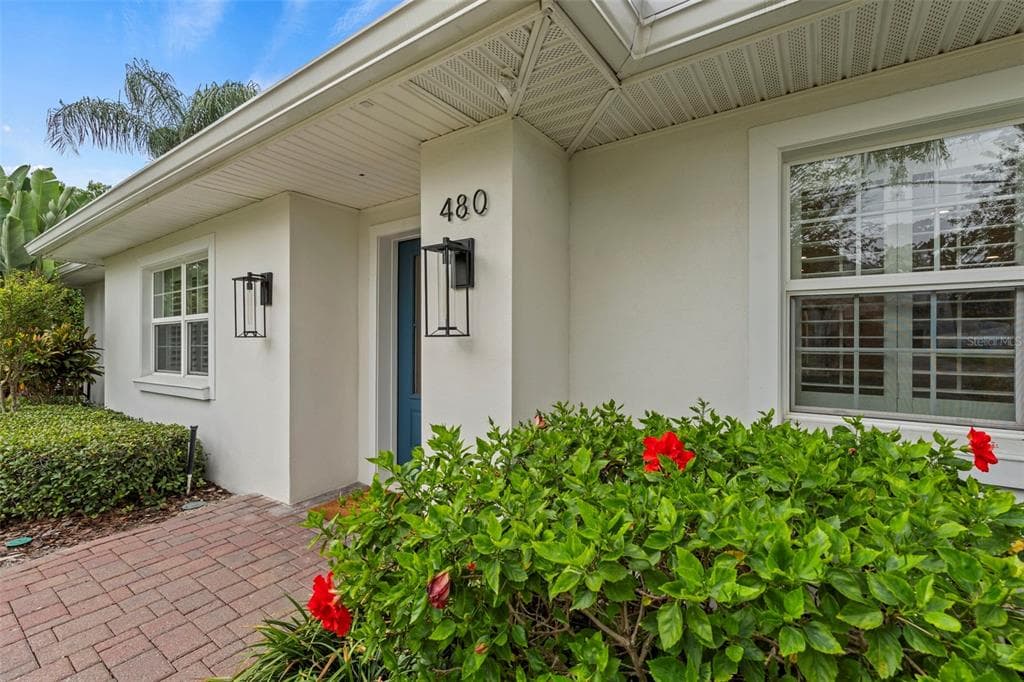 480 W DAVIS BOULEVARD