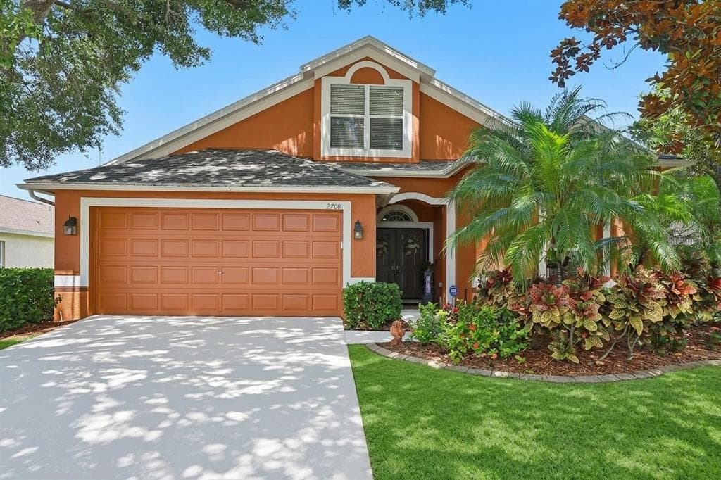 2708 VALENCIA GROVE DRIVE