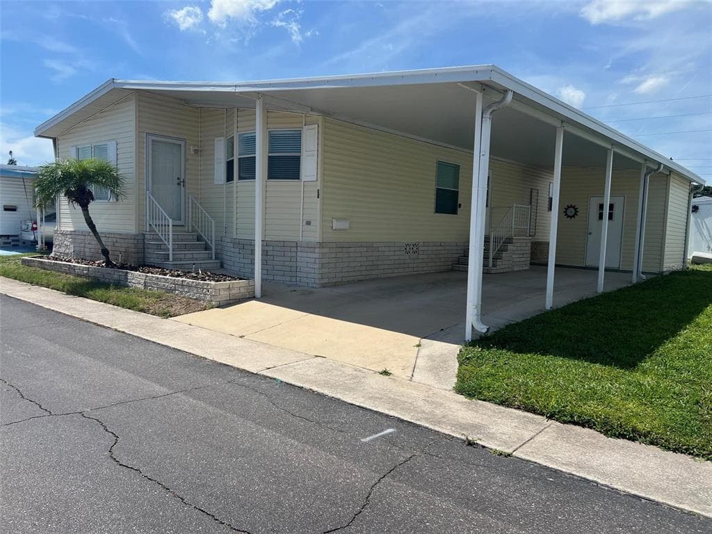 12 THATCH PALM STREET W LARGO, FL 33770