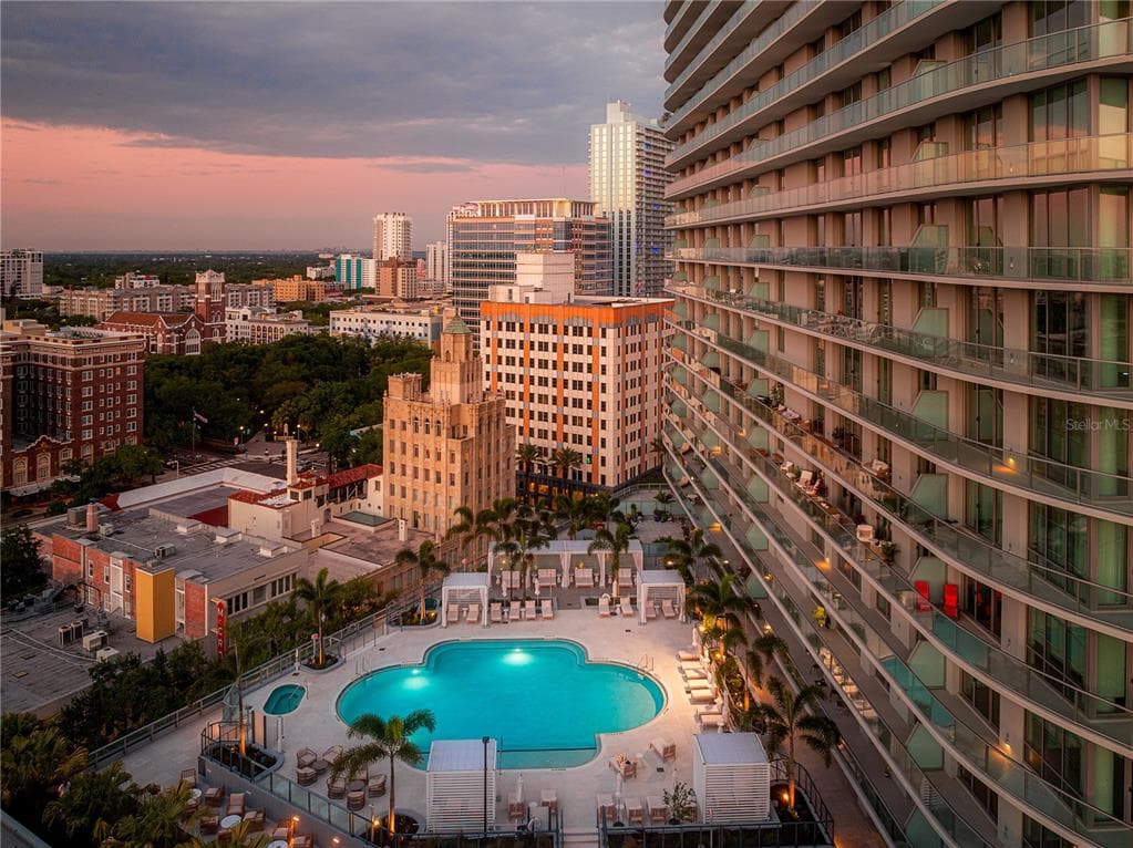 400 CENTRAL AVENUE UNIT 1103