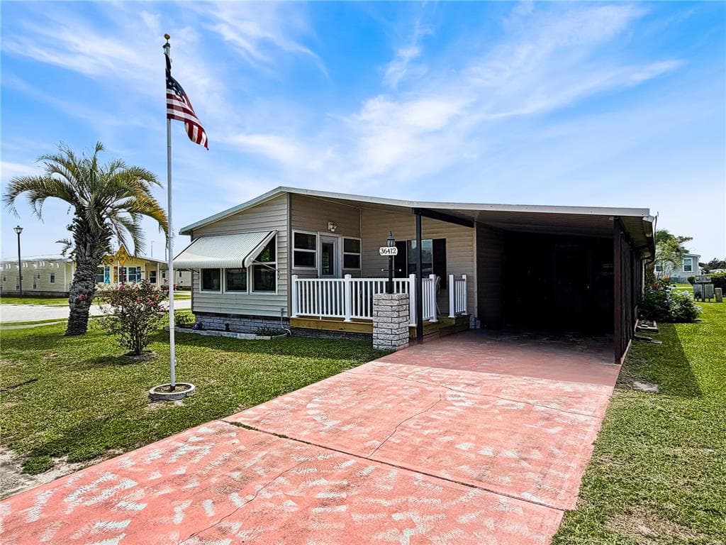 36412 LE SABRE WAY ZEPHYRHILLS, FL 33541