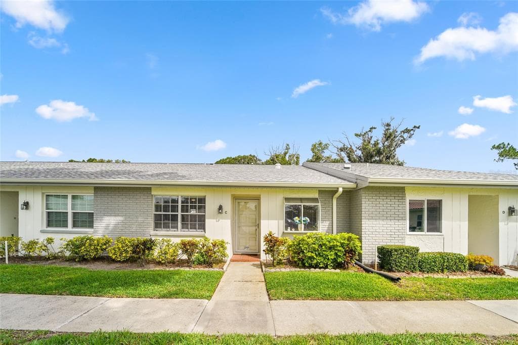 3351 STONEHAVEN COURT W UNIT C PALM HARBOR, FL 34684