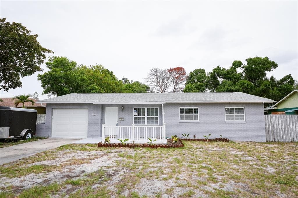 737 52ND AVENUE S ST PETERSBURG, FL 33705
