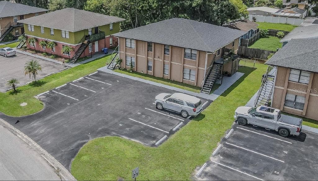 8428 CAMDEN STREET UNIT C TAMPA, FL 33614
