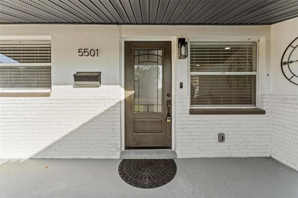 5501 DENVER STREET NE ST PETERSBURG, FL 33703