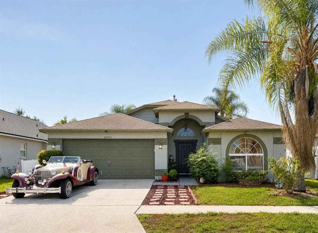 30710 NICKERSON LOOP WESLEY CHAPEL, FL 33543