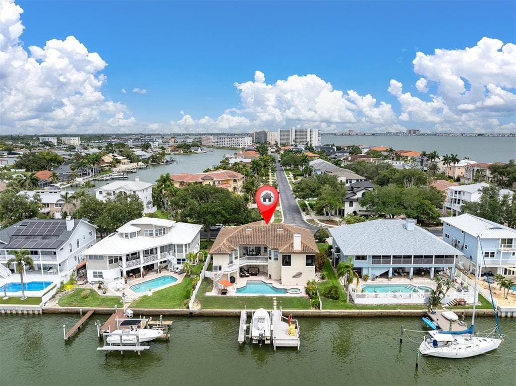 2853 SEABREEZE DRIVE S GULFPORT, FL 33707