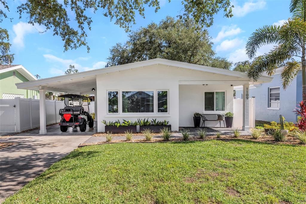 1109 MARINE STREET CLEARWATER, FL 33755